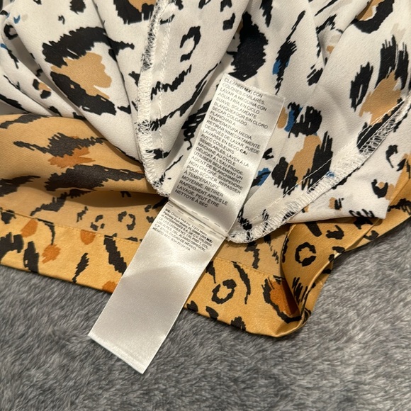 White House Black Market xl reversible tank top - Picture 4 of 4